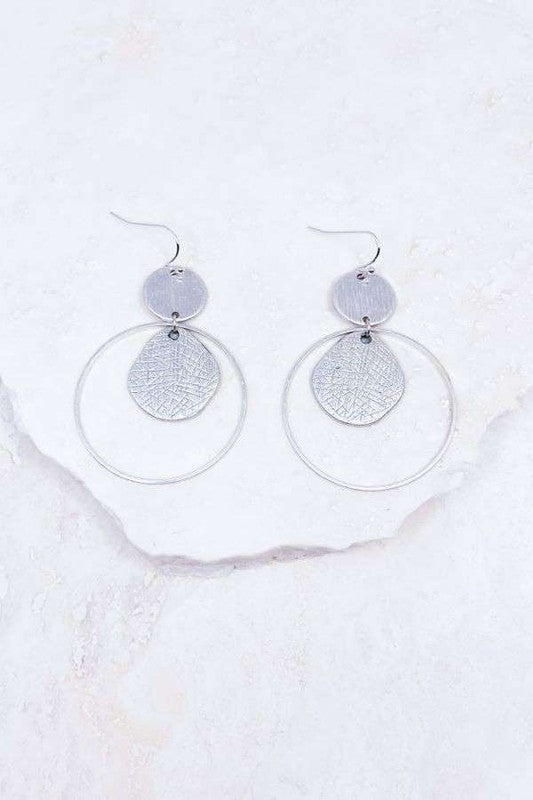 ETCHED ROUND DROP EARRINGS